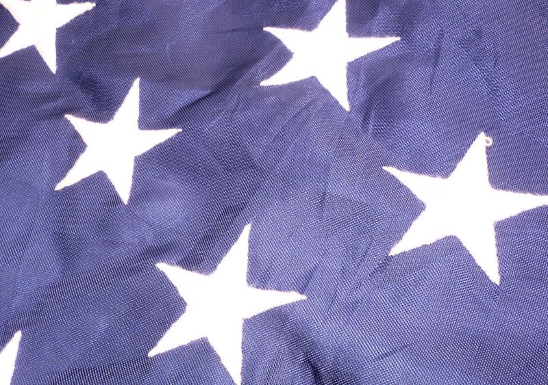 画像: ＜実物USED　米国星条旗　ナイロン製　87ｃｍｘ160ｃｍ＞