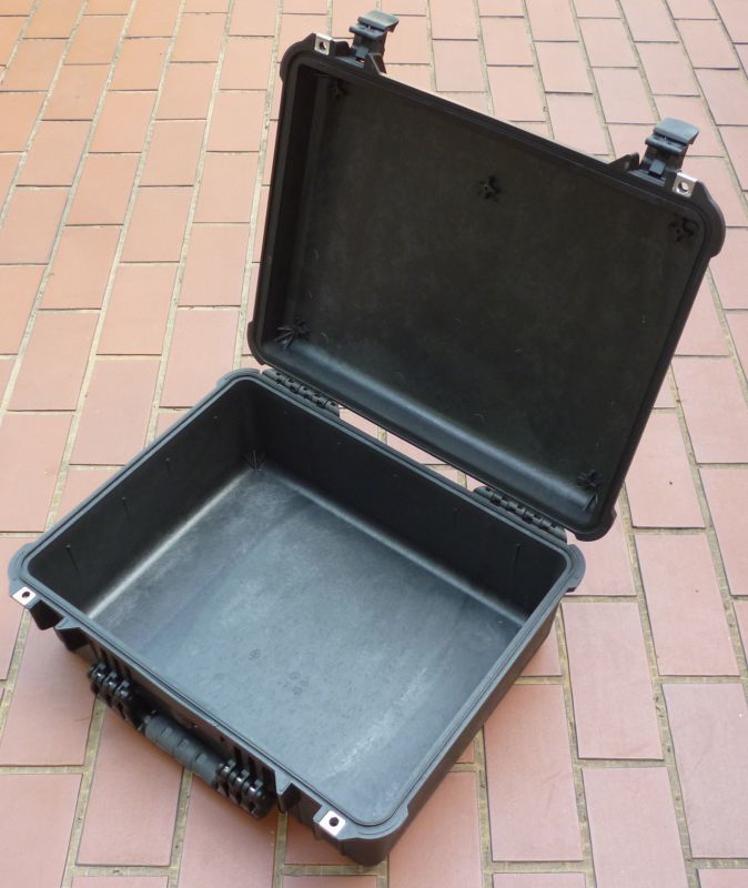 画像: ＜実物米軍 PELICAN ペリカン 1550 CASE 銃器や道具入れ ケース USED＞